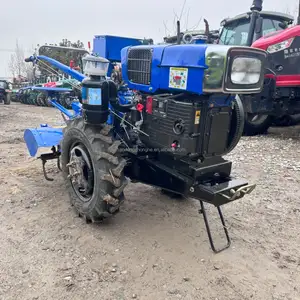 Gebraucht-Akrabb traktor 80ps Landmaschinen Mini-Gelenkzubehör landwirtschaftlicher 4-Rad-Traktor mit klimatisierter Kabine