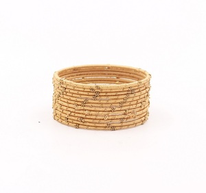 กำไลเหล็กเกลียวขนาด 94 98 เกจ ลายดอกไม้ แฟชั่นแบบดั้งเดิม มีหลายร้อยสี - Product Image 5