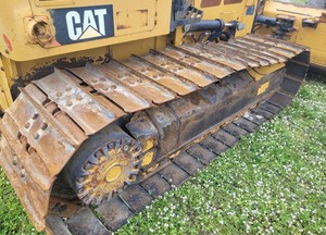 Bulldozer Caterpillar D5K Mini Original Usado de Alta Calidad y Bajo Precio, Fabricado en EE. UU., con Capacidad de Empuje de 10 m y Alto Momento de Carga - Product Image 5