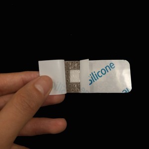 Pansements en silicone pour plaies avec mousse adhésive bordée, dispositif médical certifié CE, classe II, emballage individuel - Product Image 4