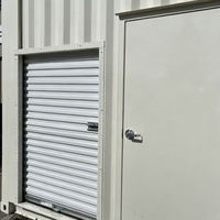 Kit de porte roulante pour conteneur de stockage extérieur sur mesure sans soudure pour un accès sécurisé au stockage extérieur