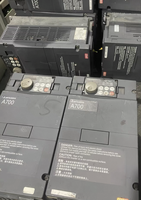 Variateur de fréquence Mitsubishi FR-A740-3.7K-CHT 3,7 kW Triphasé 380V VFD Contrôle vectoriel sans capteur IP20 Moteur industriel Japon