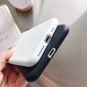 Vendita calda smerigliato custodia in gomma morbida per iPhone X/XS XR <span class=keywords><strong>6</strong></span>/7/8 <span class=keywords><strong>Plus</strong></span>, sottile <span class=keywords><strong>Cover</strong></span> per telefono in TPU opaco per iPhone 11 Pro Max Case - Product Image 6