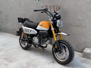 Piccola moto monocilindrica da strada, comoda per il pendolarismo quotidiano - Product Image 5