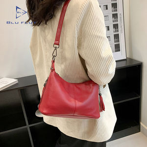 Oem Dem Thiết Kế Chính Hãng Da Bò Da Crossbody Túi Phụ Nữ Túi Xách Tay Vai Túi Biểu Tượng Tùy Chỉnh Túi Xách Cho Phụ Nữ - Product Image 6