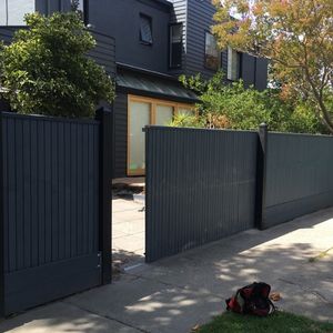 Porte battante automatique en aluminium pour la maison Liste de prix en métal privé Porte principale en aluminium Designs Modern Latest Outdoor Black - Product Image 5