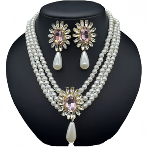 Set di gioielli geometrici in perle e cristallo-girocollo multistrato con orecchini abbinati - Product Image 5