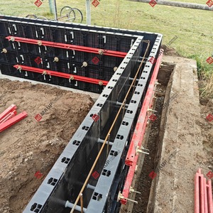 Coffrage en plastique MAUP pour la construction en béton de murs, dalles et colonnes - Product Image 2