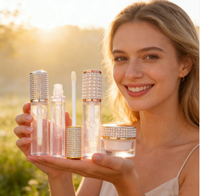 Vente chaude Bouteilles En Or Plumper Vide Lipgloss Logo Personnalisé Brillant À Lèvres Tubes En Argent Marque Privée Brillant À Lèvres Plumper À Lèvres