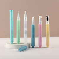 Stylos cosmétiques de type stylo à mécanisme de pression, tubes vides, têtes de pinceau et éponge, distributeurs de sérum et d'huile pour les lèvres, étuis pour anti-cernes en PP