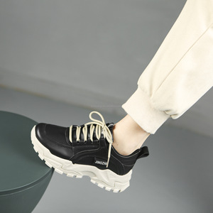 All'ingrosso nuove <span class=keywords><strong>scarpe</strong></span> <span class=keywords><strong>sportive</strong></span> da donna <span class=keywords><strong>con</strong></span> suola spessa che aumentano l'altezza <span class=keywords><strong>scarpe</strong></span> bianche casual <span class=keywords><strong>scarpe</strong></span> da donna alla moda - Product Image 6