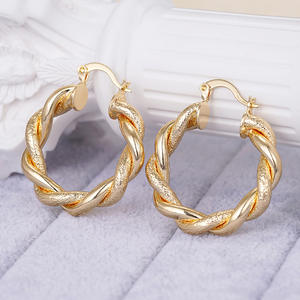 Pendientes de Aro Dorados E4425, Diseño Clásico Trenzado, Unisex, para Uso Diario, Joyería Fina - Product Image 5