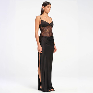 Robe de soirée pour femme, noire, en dentelle, avec corsage transparent, jupe en satin longue, décolleté en cœur froncé, robe de soirée formelle - Product Image 2