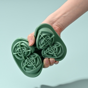 Hersteller Großhandel 3D Rosenförmiger Eisball-Bereiter, 4-Kammer Silikon-Eiswürfelform für Whiskey - Product Image 4