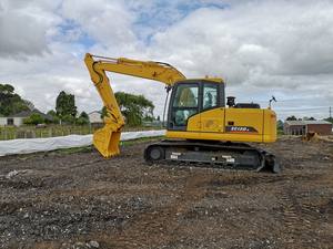 SE130 Equipo hidráulico sobre orugas de 13 toneladas Sistema de servicio pesado de calidad superior Máquina de ingeniería de durabilidad extendida - Product Image 4