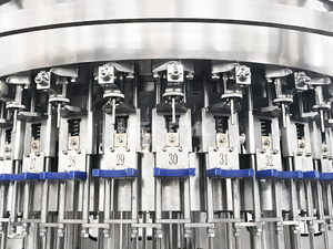 Ligne de production de machines de remplissage de bouteilles en <span class=keywords><strong>verre</strong></span> pour boissons gazeuses, jus et sodas OEM HY 2026, avec machines de capsulage - Product Image 3