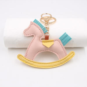 Llavero de Cuero Hecho a Mano con Diseño de Caballito de Juguete, Joyería Animal para Bolsos y Accesorios de Coche - Product Image 2