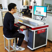 Machine de marquage laser à fibre avec système de positionnement visuel Caméra CCD Graveur laser en ligne pour connecteurs de puces PCB électroniques