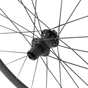 Juego de <span class=keywords><strong>Ruedas</strong></span> de Bicicleta de <span class=keywords><strong>Carretera</strong></span> de Aleación AL7075 a <span class=keywords><strong>Precio</strong></span> de Fábrica, <span class=keywords><strong>Ruedas</strong></span> de Bicicleta con Freno de Disco de 700C - Product Image 2