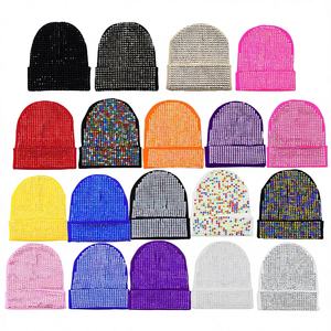 Gorro de Punto Personalizado con Logotipo del Fabricante, Diseño de Letras a Cuadros con Pedrería, Gorro de Playa, Cálido y Suave para Invierno, Unisex - Product Image 4