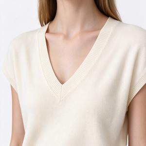 Haut en tricot personnalisé à col en V et manches courtes, respirant, décontracté, pour l'été, vêtements en tricot pour femmes - Product Image 2