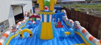 Château gonflable commercial DFRL en PVC de 0,55 mm avec toboggans et trampoline, capacité de 700 kg, souffleur inclus, installation facile, garantie de 3 ans