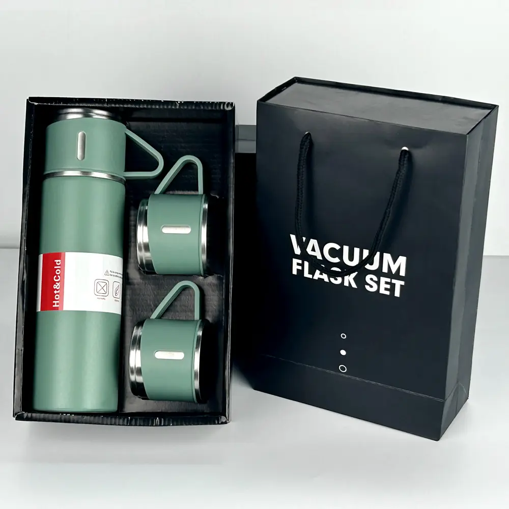 व्यावसायिक उपहारों के लिए 3 ढक्कन वाली बुलेट आकार की वैक्यूम पानी की बोतल के साथ हॉट सेल बिजनेस थर्मस उपहार सेट
