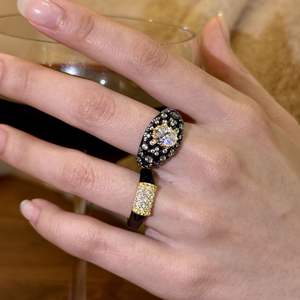 Anillo de Plata de Ley S925 con Diseño de Huevo de Paloma, Estilo Antiguo de 18K, Moderno, con Cielo Estrellado y Diamantes Brillantes, Chapado en Oro Negro - Product Image 5