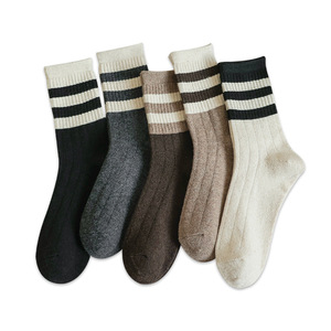 ถุงเท้าขนสัตว์ถุงเท้าขนแกะเมอริโนสำหรับผู้ชายผู้หญิงถุงเท้าสำหรับเดินป่าเดินเขาขนแกะโลโก้ได้ตามต้องการ - Product Image 6