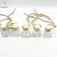 Désodorisant de bouteille de voiture de parfum de diffuseur de luxe de 4ml 6ml 10ml avec couvercle en bois, bouteille de parfum de voiture en bois suspendue