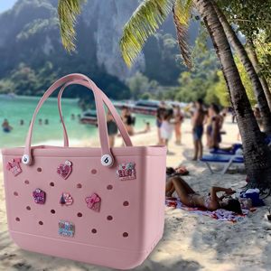 Breloques pour sacs d'infirmière en acrylique, thème vie d'infirmière, pour sacs Bogg et sacs fourre-tout Simply Southern, accessoire pour sac à main de plage - Product Image 3