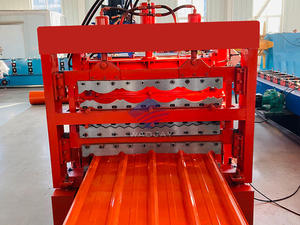 Venta caliente 1200mm Panel de techo de tres capas Máquina formadora de rollos Azulejo de acero de color con componentes de núcleo de motor de rodamiento de engranajes - Product Image 2