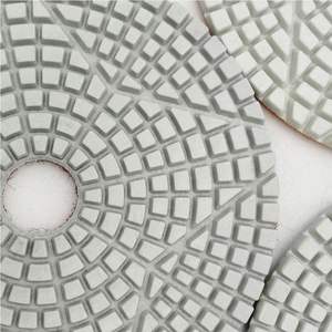 Hochwertige 3-Stufen-Nasspolierpads Flexibles Diamant harz für Granit marmorstein-und Quarz-OEM anpassbar - Product Image 4