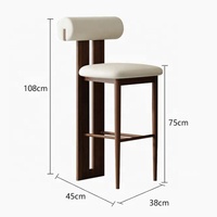 Tabouret de bar en bois massif de style mid-century, texture premium, chaise haute minimaliste nordique pour îlot de cuisine domestique