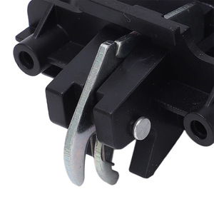 มือจับกล่องเก็บของ Dodge Ram รุ่น 5EM34LAZ 5EM34RC8 สีดำ วัสดุ ABS อะไหล่ทดแทน - Product Image 2