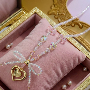 Collar <span class=keywords><strong>de</strong></span> Cuentas <span class=keywords><strong>de</strong></span> Cristal Multiformas con Lazo y Colgante <span class=keywords><strong>de</strong></span> Corazón Dorado, Joyería Artesanal Dulce para Damas <span class=keywords><strong>de</strong></span> Honor y Ocasiones Especiales - Product Image 6