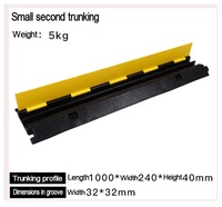 Meilleures ventes 40 pouces personnalisé limite de stationnement extérieur 1 2 3 4 5 canaux pvc plastique caoutchouc protecteur de câble bosses de vitesse