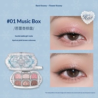 Flower Knows Nouvelle Collection Snow Ballet Palette de fards à paupières en poudre six couleurs gaufrées, soyeux satiné, waterproof 6,5g