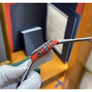 Montre de sport de haute qualité 4130 avec logo personnalisé, bracelet en fibre de carbone, résistante à l'eau, chronographe multifonction, pour homme - Sport et affaires - Product Image 6