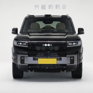 BYD Leopard 8 2025 SUV PHEV Insignia de 5 Puertas y 7 Asientos, Fórmula Leopardo 8, Coche Eléctrico de Lujo AWD para Adultos en Stock - Product Image 2