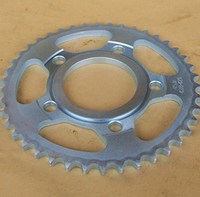 Piñón de Motocicleta de Carreras Skylon OEM al por Mayor, 520, 6/5 Orificios, Procesado por Hobbing, Acero Inoxidable 45C, 15 Dientes con Cadena