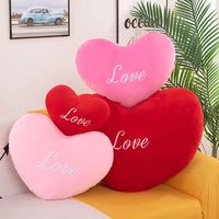 Oreiller en peluche brodé en forme de cœur personnalisé de 30 cm, coton PP, mignon, rose, décoration de canapé, cadeau, nouveau style, oreiller de voyage pour voiture