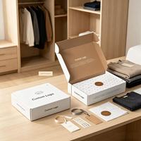 Boîte d'expédition recyclée personnalisée en kraft imprimée, boîte d'expédition en carton coloré pour vêtements