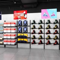 Étagère murale pour articles de sport, présentoir pour raquettes de badminton et volants, support d'affichage pour marchandises