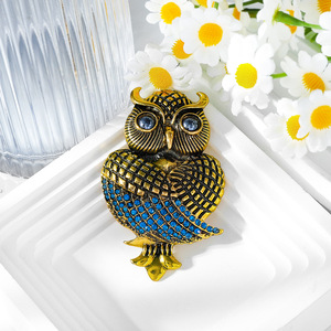 เข็มกลัดรูปนกฮูกวินเทจประดับเพชรพลอย สินค้าขายดีข้ามพรมแดนยุโรปและอเมริกา เหมาะสำหรับติดเสื้อผ้าและเสื้อโค้ท - Product Image 3