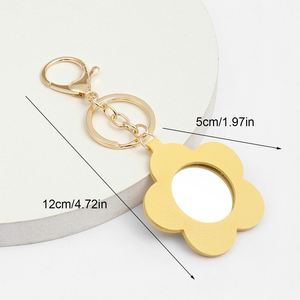 Espejo de Maquillaje de Mano con Llavero, Mini Espejo de Maquillaje Redondo Portátil de Bolsillo para Viajes, Herramienta Cosmética de Belleza - Product Image 5