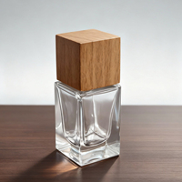 Mini flacon de parfum carré rétro de luxe de 30 ml avec vaporisateur en verre, bouchon en bois, logo personnalisé, impression sur écran givré non transparent