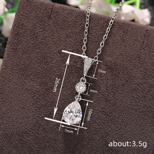 Collana con Ciondolo in Cristallo, Argento 925 Placcato Rodio, Forma a Goccia d'Acqua, Gioiello Classico da Donna per Matrimonio, Catena a Maglie - Product Image 5