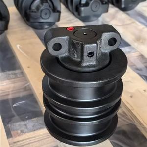 日立クローラークレーンKH125、KH150、KH180-3、KH230-3には50Mn/40SiMnTiクローラーボトムローラーが装備されています。 - Product Image 4