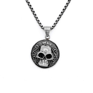 Yunnique-collar con colgante de calavera de acero de titanio, estilo Punk Unisex, diseño geométrico, joyería de moda - Product Image 1